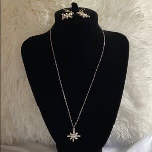 Snowflake Necklace and Earrings Set